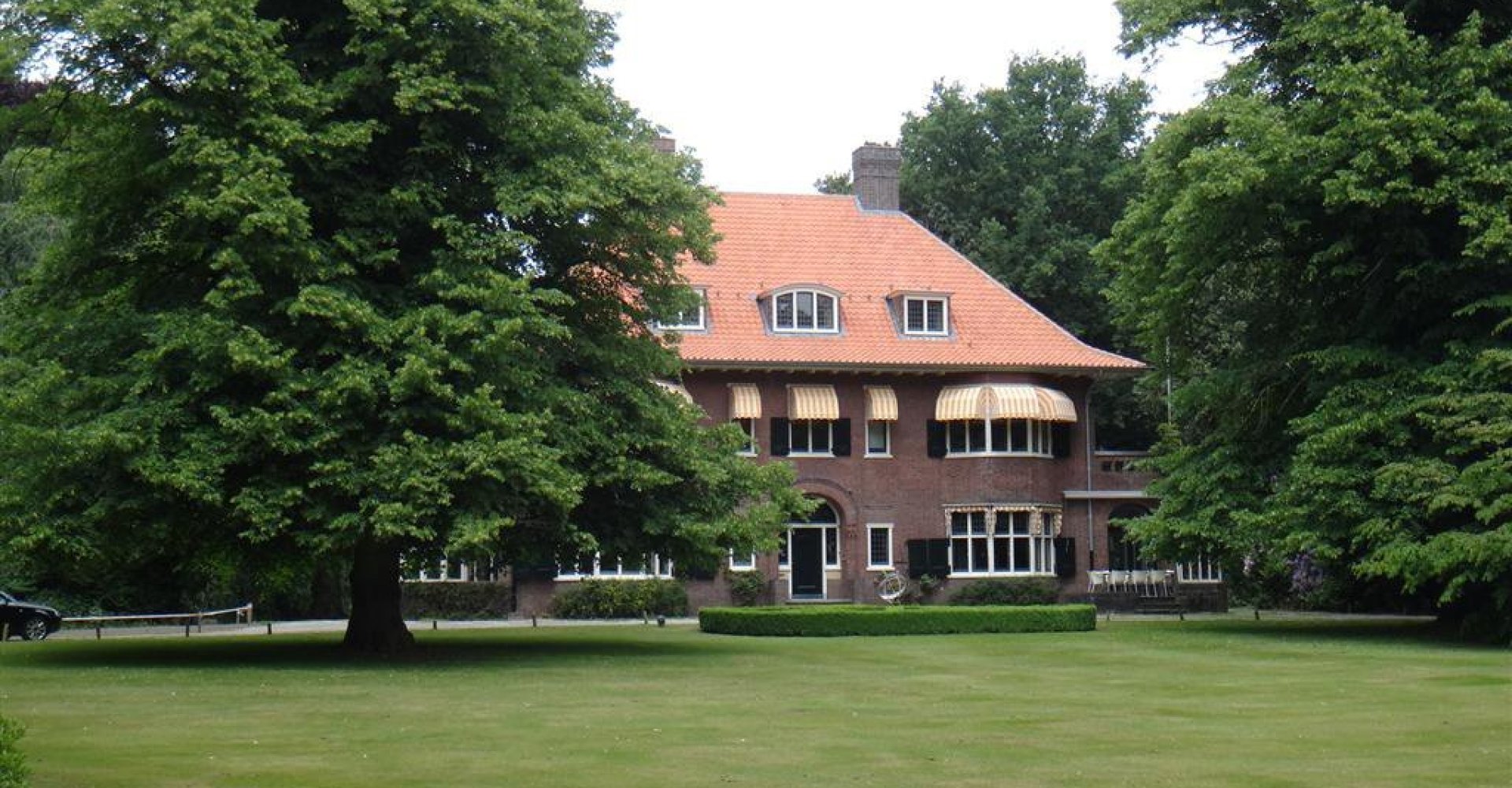 PERSBERICHT: KRAGT koopt rijksmonument villa Mariënhof in Tilburg